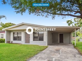 7402 Pomelo Dr, Orlando, FL 32819