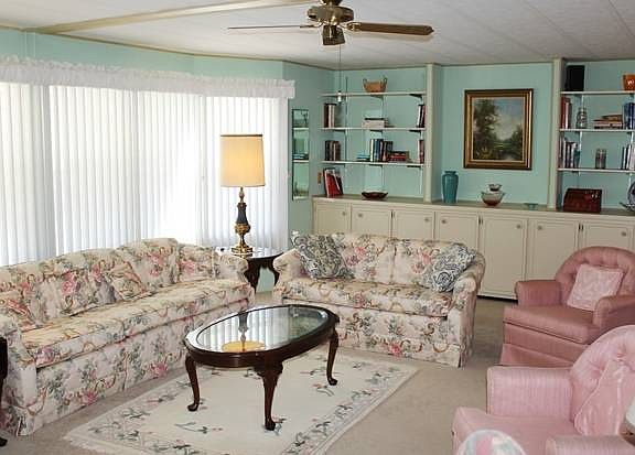 5th image of 73 Nevis Ct