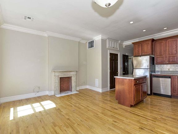 3rd image of 148 Sussex St