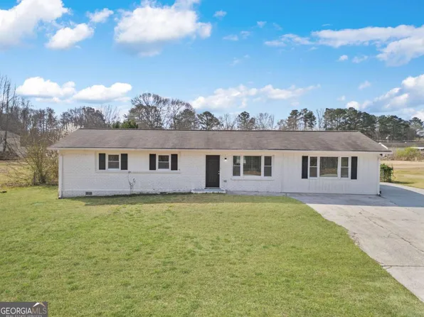 708 Morris Rd, Hiram, GA 30141