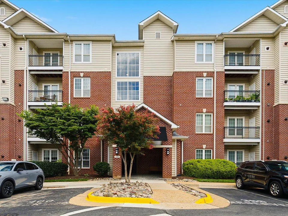 1591 Spring Gate Dr #3102