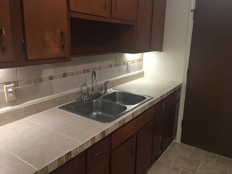 420 Steele Blvd #17 — Photo 8