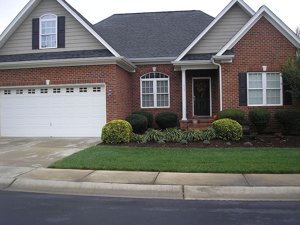 1st image of 111 Peppertree Dr