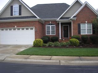 111 Peppertree Dr, Mebane, NC 27302