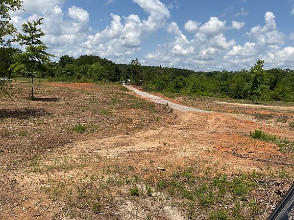 3rd image of 3475 Centenary Rd