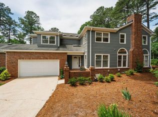 100 Greensview Dr, Cary, NC 27518