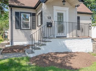 12 Overbrook Ter, Natick, MA 01760