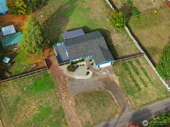 221 E Deer Creek Road, Shelton, WA 98584
