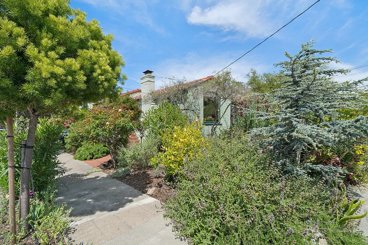 Monthly Gardening service is included. You will have to field many compliments from passers-by. - 1257 Portland Ave