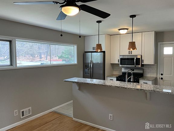2nd image of 3092 Bordentown Ave