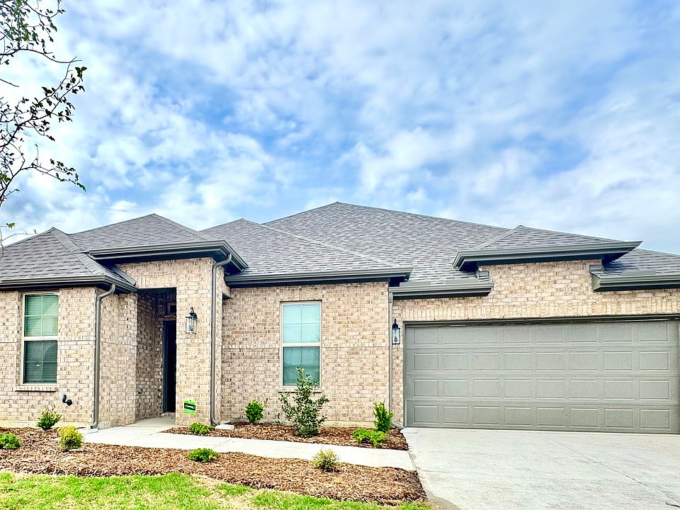 1st image of 1221 Fulford Ct