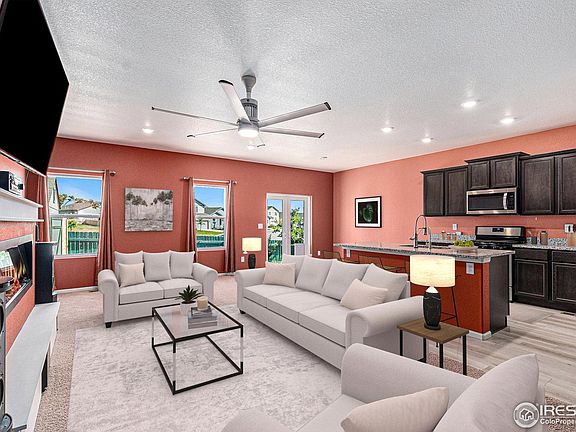 4th image of 301 Evans Ave