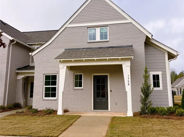 1758 Woodland Pines Ln #271, Auburn, AL 36830
