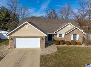 2200 Lori Ct, Terre Haute, IN 47802