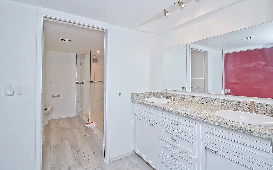 3 bed, 2993 sqft, $4,850 — Photo 2