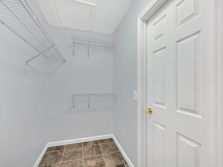 121 Deer Ridge Ln — Photo 41