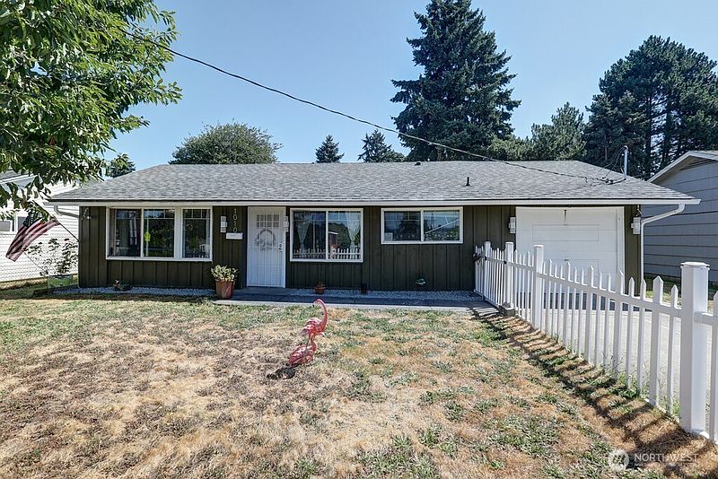 2nd image of 1010 D Street SE