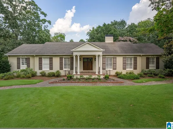 3913 Royal Oak Dr, Birmingham, AL 35243