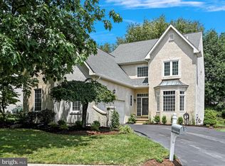 13 Ridgeview Rd, Newtown Square, PA 19073