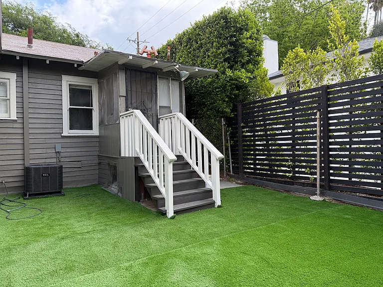 1262 Kipling Ave — Photo 18