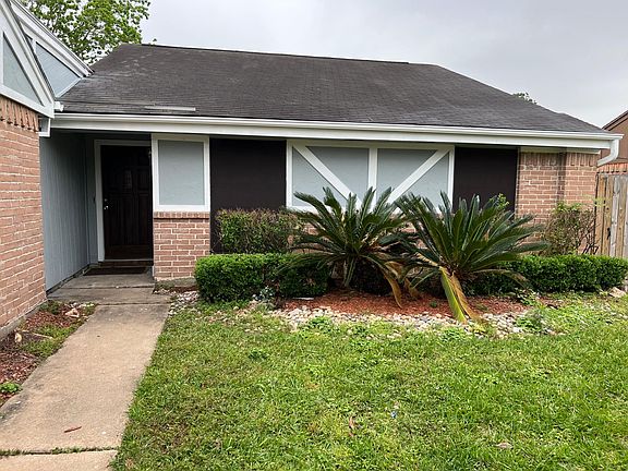 2nd image of 1119 Gentle Bend Dr