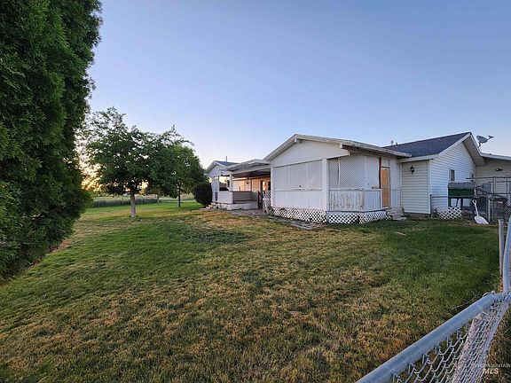 4th image of 5787 Guido Ln