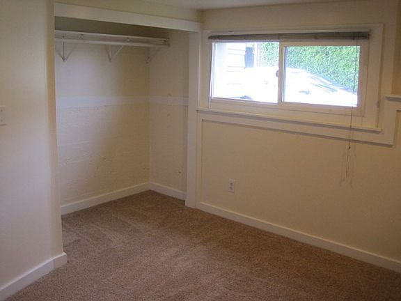 2nd image of 4559 5th Ave NE #1-C