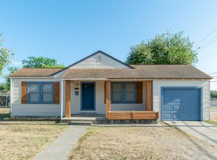 1100 Catherine Dr, Alice, TX 78332