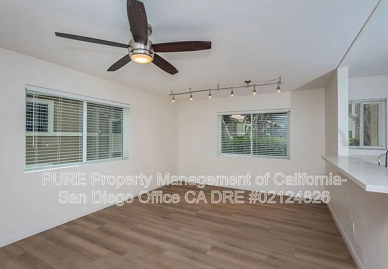 7565 Charmant Dr #515 — Photo 7