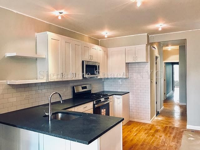 1st image of 3009 42nd St APT 2L