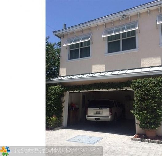 1st image of 25 NE 20th Ave #0