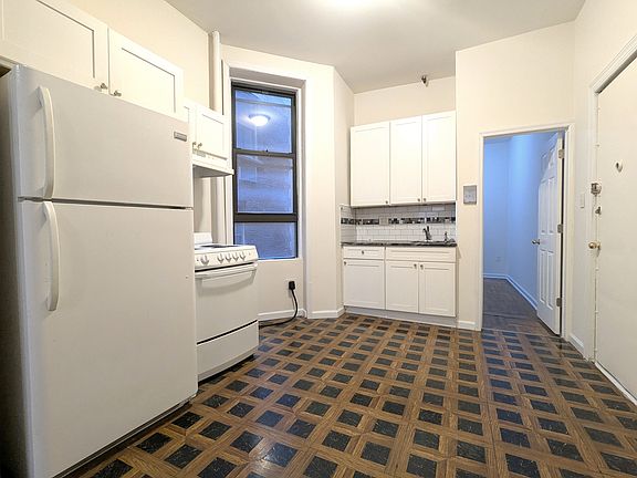 3rd image of 646 W End Ave #1A
