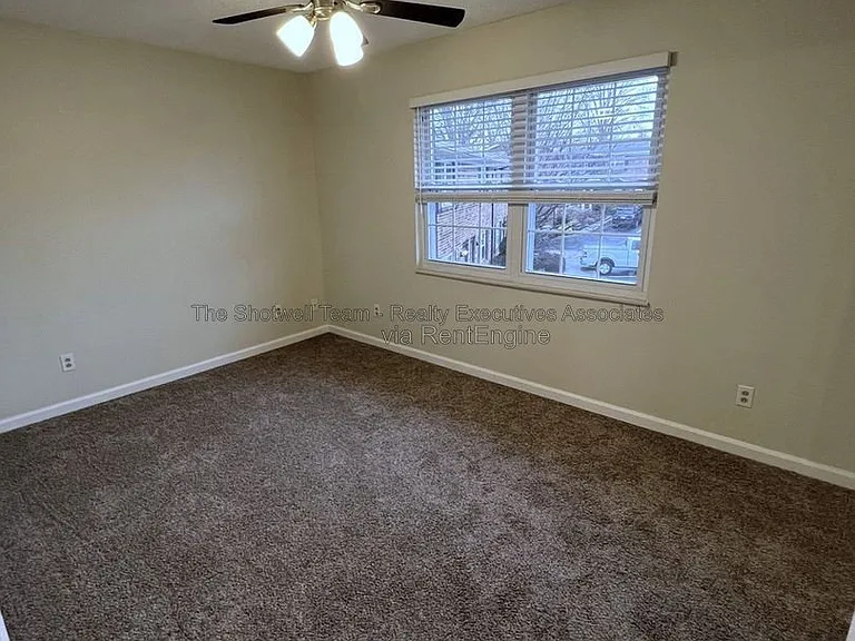 1664 Louisville Rd — Photo 8