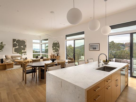 3rd image of 22 Rock Road