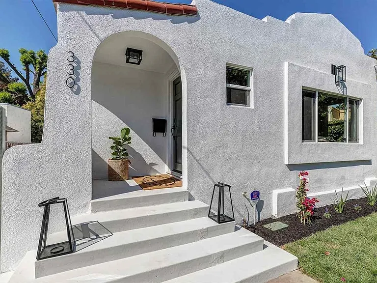 330 Broadmoor Blvd — Photo 25