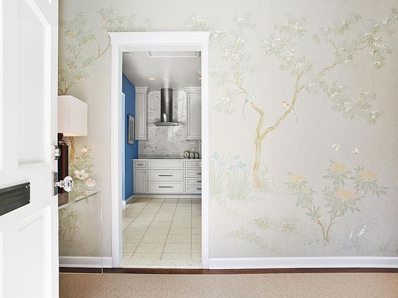 4th image of 330 Elm St APT 4