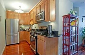 2nd image of 3900 N Pine Grove Ave APT 507