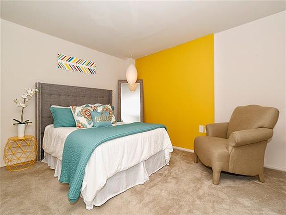 4th image of 4444 W Pine Blvd #1-T3