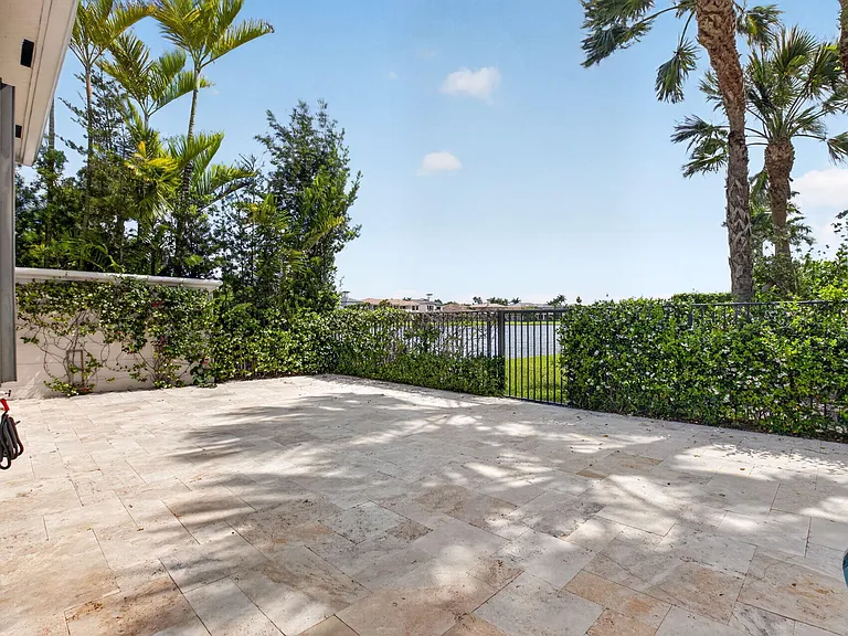 17921 Villa Club Way — Photo 9