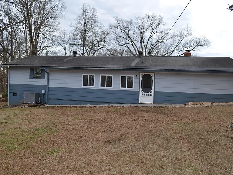 116 Sundance Rd — Photo 4
