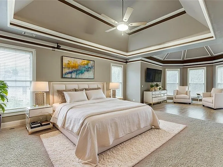 940 Chateau Forest Rd — Photo 32