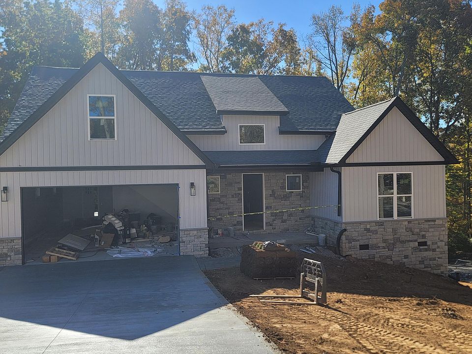 1st image of 206 Nicoma Dr
