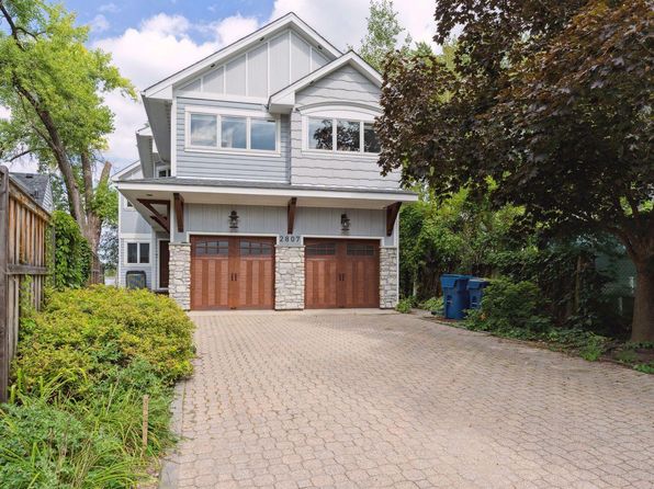 2807 McKenzie Point Rd, Wayzata, MN 55391