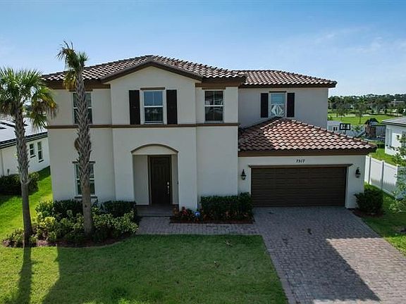 3rd image of 7517 NW Farnsworth Cir