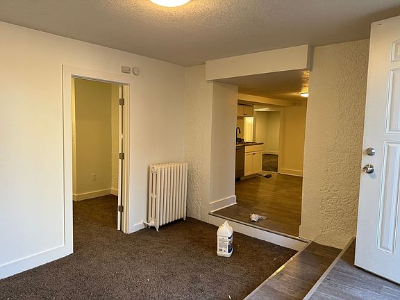 3rd image of 2755 Pierce St NE #1