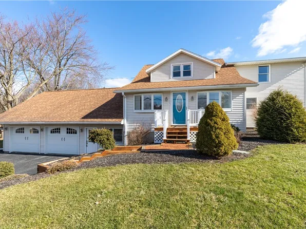 43 Elbridge St, Jordan, NY 13080