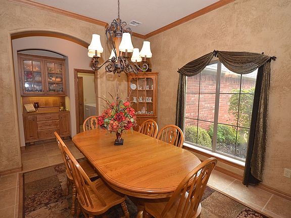 5th image of 2805 SW 137th St