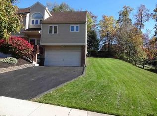 270 Greenleaf Rd, York, PA 17406