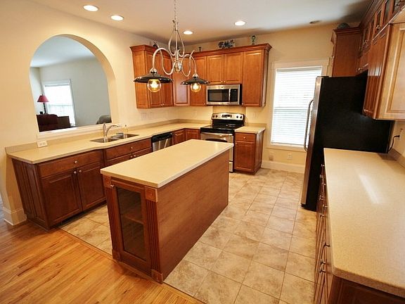 4th image of 116 Mariposa Way