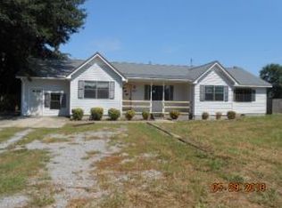 408 Center Hill Rd, Hanceville, AL 35077